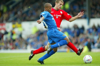 270903Cardiff City v Crewe Alexandra  Cardiff's Robert Earnshaw fires home City's second goal 