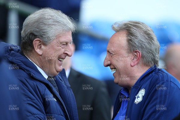 040519 - Cardiff City v Crystal Palace - Premier League - Crystal Palace Manager Roy Hodgson and Cardiff City Manager Neil Warnock