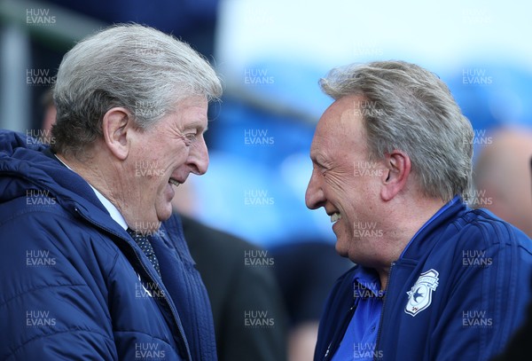 040519 - Cardiff City v Crystal Palace - Premier League - Crystal Palace Manager Roy Hodgson and Cardiff City Manager Neil Warnock