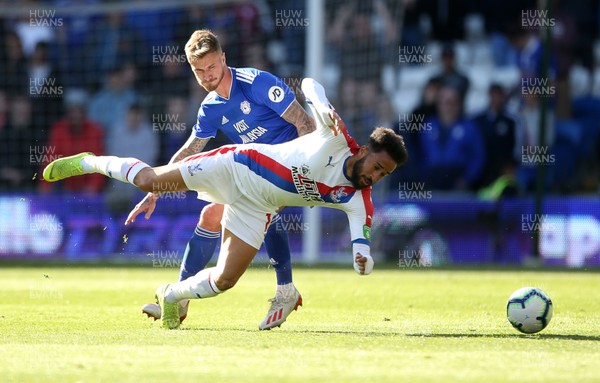 040519 - Cardiff City v Crystal Palace - Premier League - Andros Townsend of Crystal Palace is tackled by Joe Bennett of Cardiff City