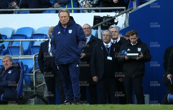 040519 - Cardiff City v Crystal Palace - Premier League - Dejected Cardiff City Manager Neil Warnock