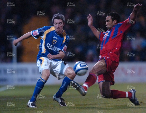 06.11.07 - Cardiff City v Crystal Palace - The Championship - Cardiff City's Kevin McNaughton is challenged by Palace's Paul Ifill 