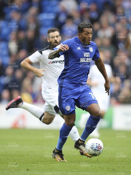 300917 - Cardiff City v Derby County, Sky Bet Championship - Nathaniel Mendez-Laing of Cardiff City charges through on goal