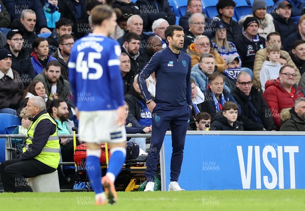 131225 - Cardiff City v Doncaster Rovers - SkyBet League One - Cardiff City Manager Brian Barry-Murphy 