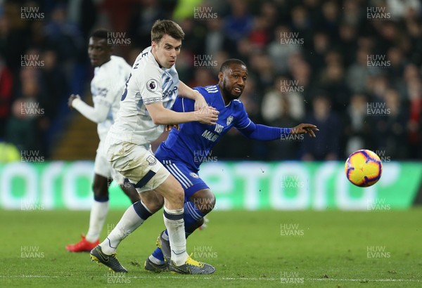 260219 - Cardiff City v Everton, Premier League - Seamus Coleman of Everton and Junior Hoilett of Cardiff City compete for the ball