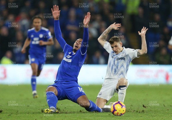 260219 - Cardiff City v Everton, Premier League - Kenneth Zohore of Cardiff City is brought down by Lucas Digne of Everton