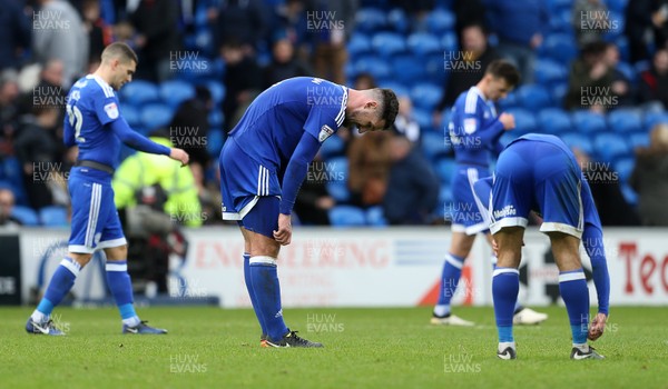 080117 - Cardiff City v Fulham - FA Cup 3rd Round - Dejected Sean Morrison of Cardiff City at full time by Chris Fairweather/Huw Evans Agency