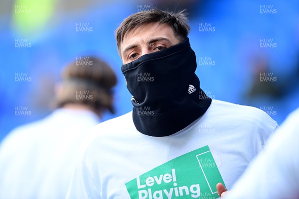 260222 - Cardiff City v Fulham - Sky Bet Championship - Jordan Hugill of Cardiff City during the pre-match warm-up 