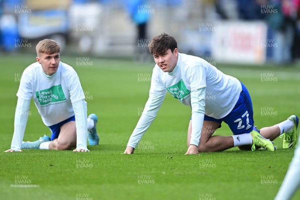 260222 - Cardiff City v Fulham - Sky Bet Championship - Rubin Colwill of Cardiff City during the pre-match warm-up 