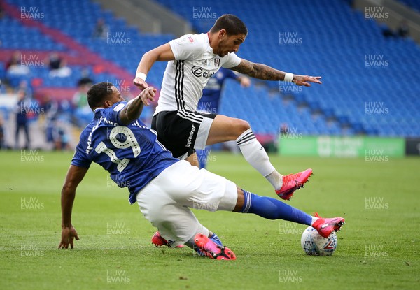 270720 - Cardiff City v Fulham - SkyBet Championship Play off - First leg - Anthony Knockaert of Fulham is tackled by Nathaniel Mendez-Laing of Cardiff City