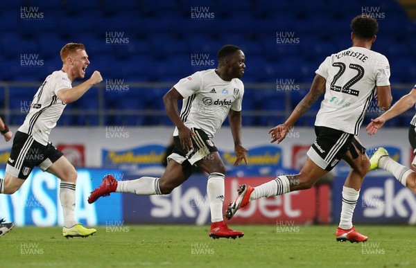 270720 - Cardiff City v Fulham - SkyBet Championship Play off - First leg - Neeskens Kebano of Fulham celebrates scoring a goal