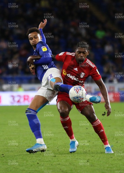 300819 - Cardiff City v Fulham, Sky Bet Championship - Josh Murphy of Cardiff City and Ivan Cavaleiro of Fulham compete for the ball