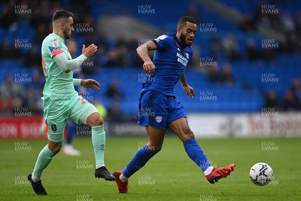 061121 - Cardiff City v Huddersfield Town - Sky Bet Championship - Curtis Nelson of Cardiff City 