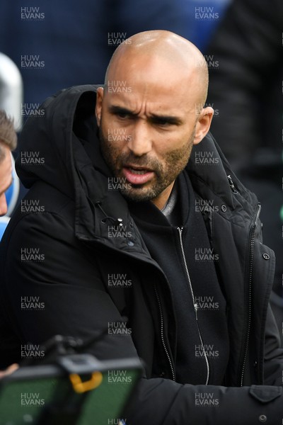 061225 - Cardiff City v Huddersfield Town - Sky Bet League 1 - Lee Grant, Huddersfield Manager