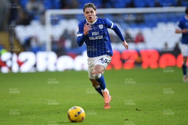061225 - Cardiff City v Huddersfield Town - Sky Bet League 1 - Cian Ashford of Cardiff City