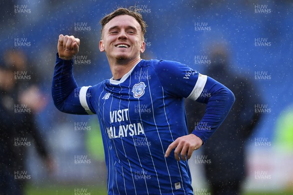 061225 - Cardiff City v Huddersfield Town - Sky Bet League 1 - Isaak Davies of Cardiff City celebrates the win at full time