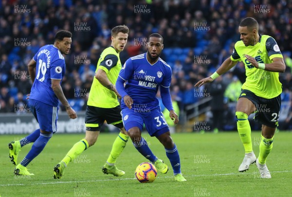 120119 -  Cardiff City v Huddersfield Town, Premier League - Junior Hoilett of Cardiff City tests the Huddersfield defence