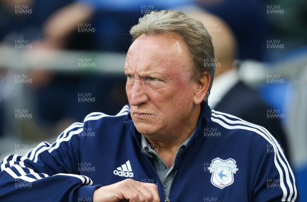 210819 - Cardiff City v Huddersfield Town, Sky Bet Championship - Cardiff City manager Neil Warnock at the start of the match