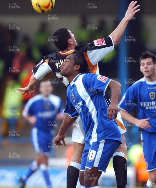 180206 - Championship Football - Cardiff City v Hull City Cardiff's Cameron Jerome and Billy Paynter compete 