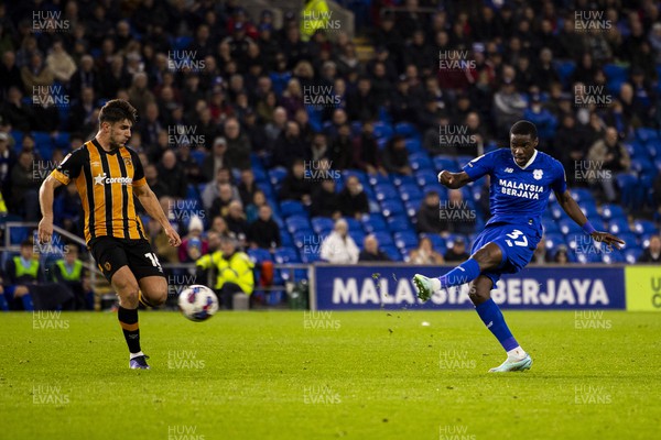 081122 - Cardiff City v Hull City - Sky Bet Championship - Niels Nkounkou of Cardiff City in action