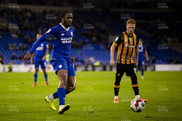 081122 - Cardiff City v Hull City - Sky Bet Championship - Romaine Sawyer of Cardiff City in action