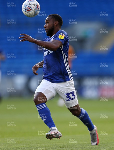 220720 - Cardiff City v Hull City - SkyBet Championship - Junior Hoilett of Cardiff City races forwards to score the first goal of the game