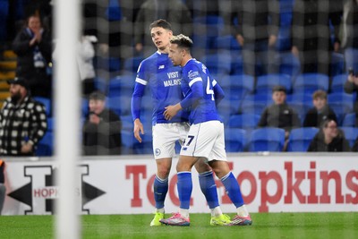 250225 - Cardiff City v Hull City - Sky Bet Championship - Callum Robinson of Cardiff City celebrates scoring a goal with team mates