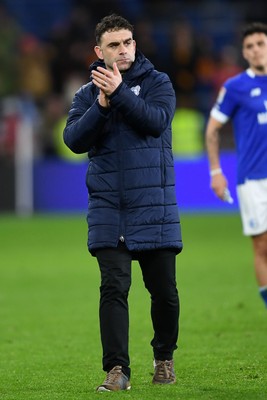 250225 - Cardiff City v Hull City - Sky Bet Championship - Omar Riza, Cardiff City Manager celebrates the win at full time