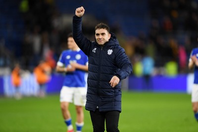 250225 - Cardiff City v Hull City - Sky Bet Championship - Omar Riza, Cardiff City Manager celebrates the win at full time