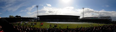 25.04.09 - Championship Football Cardiff City v Ipswich Town Ninian Park at the end of the final league game in the ground 