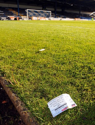 25.04.09 - Championship Football Cardiff City v Ipswich Town Ninian Park at the end of the final league game at the ground 