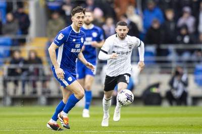 090324 - Cardiff City v Ipswich Town - Sky Bet Championship - Ryan Wintle of Cardiff City in action