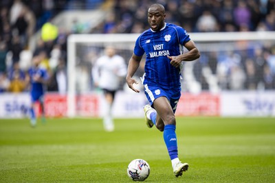 090324 - Cardiff City v Ipswich Town - Sky Bet Championship - Yakou Meite of Cardiff City in action