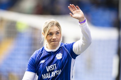 090324 - Cardiff City v Ipswich Town - Sky Bet Championship - Welsh boxer Lauren Price during half time