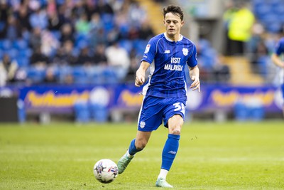 090324 - Cardiff City v Ipswich Town - Sky Bet Championship - Perry Ng of Cardiff City in action