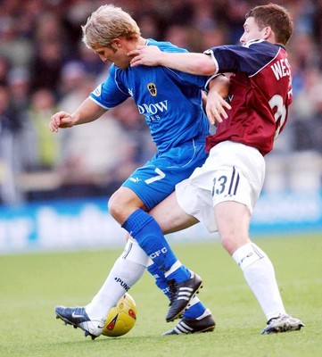 291103 - Cardiff City v Ipswich Town - Cardiff's John Robinson battles with Ian Westlake