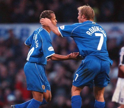 291103 - Cardiff City v Ipswich Town - Cardiff's John Robinson congratulates Ernie on goal