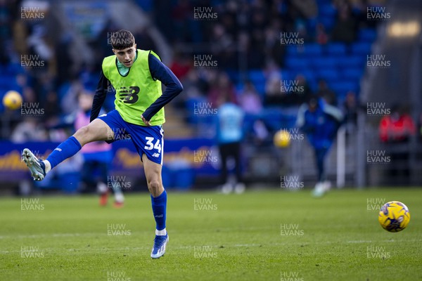 130124 - Cardiff City v Leeds United - Sky Bet Championship - Joel Colwill of Cardiff City during half time