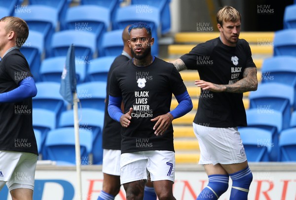 210620 - Cardiff City v Leeds United - SkyBet Championship - Leandro Bacuna of Cardiff City during the warm up wearing the Black Lives Matter t-shirt