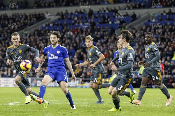 031118 - Cardiff City v Leicester City, Premier League - Harry Arter of Cardiff City (2nd left) in action