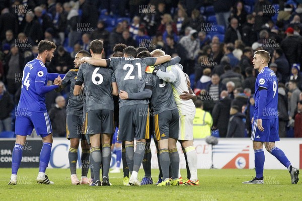 031118 - Cardiff City v Leicester City, Premier League - Leicester City players go into a huddle at the end of the match
