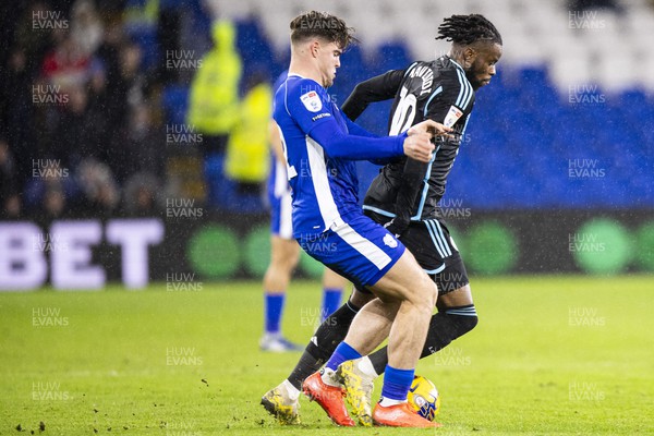 291223 - Cardiff City v Leicester City - Sky Bet Championship - Ollie Tanner of Cardiff City in action against Stephy Mavididi of Leicester City