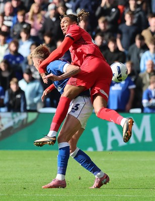 041025 - Cardiff City v Leyton Orient, EFL Sky Bet League 1 - Joel Bagan of Cardiff City and Sean Clare of Leyton Orient compete for the ball