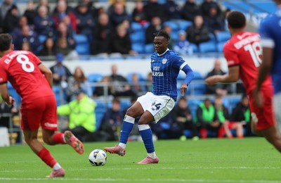 041025 - Cardiff City v Leyton Orient, EFL Sky Bet League 1 - Ronan Kpakio of Cardiff City plays the ball forward