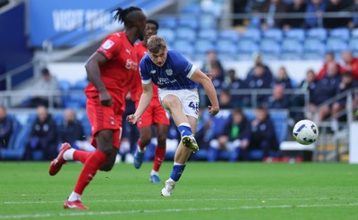 041025 - Cardiff City v Leyton Orient, EFL Sky Bet League 1 - Dylan Lawlor of Cardiff City shoots to score City’s second goal