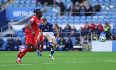 041025 - Cardiff City v Leyton Orient, EFL Sky Bet League 1 - Dylan Lawlor of Cardiff City shoots to score City’s second goal