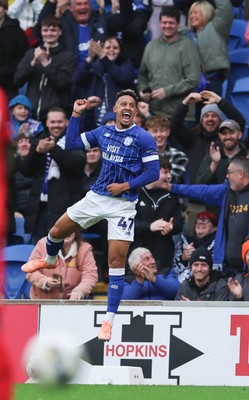041025 - Cardiff City v Leyton Orient, EFL Sky Bet League 1 - Callum Robinson of Cardiff City celebrates after he scores the fourth goal