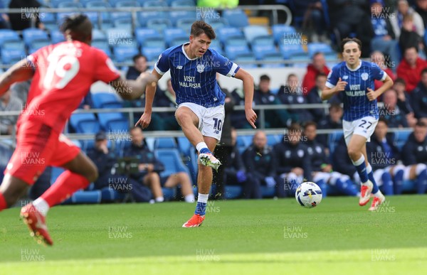 041025 - Cardiff City v Leyton Orient, EFL Sky Bet League 1 - Rubin Colwill of Cardiff City plays the ball