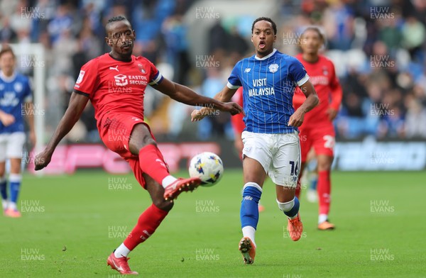 041025 - Cardiff City v Leyton Orient, EFL Sky Bet League 1 - Chris Willock of Cardiff City pressures Omar Beckles of Leyton Orient