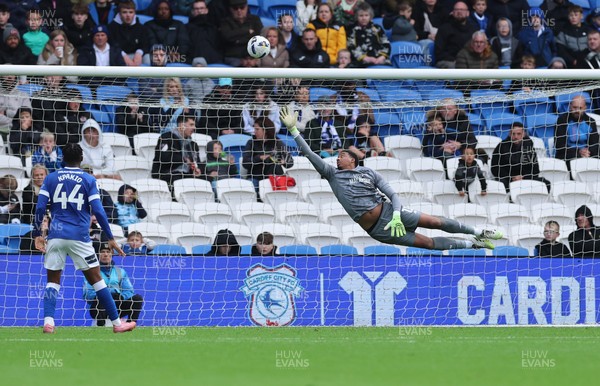 041025 - Cardiff City v Leyton Orient, EFL Sky Bet League 1 - Cardiff City goalkeeper Nathan Trott is beaten by a shot from Dominic Ballard of Leyton Orient as Orient score their third goal